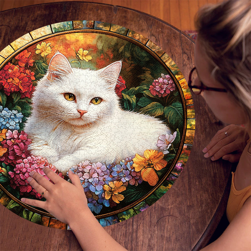 Melancholic White Cat 1000 Piece Jigsaw Puzzle for Adults